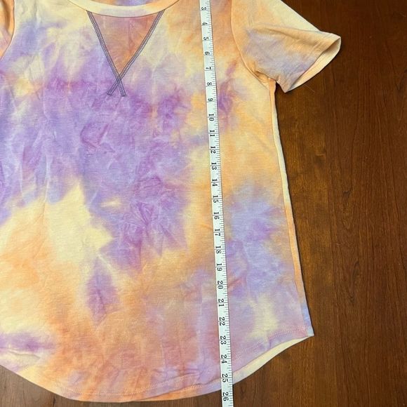 Pink Lily Rest and Relaxation oversized tie dye tee shirt, Size Small - Picture 7 of 11